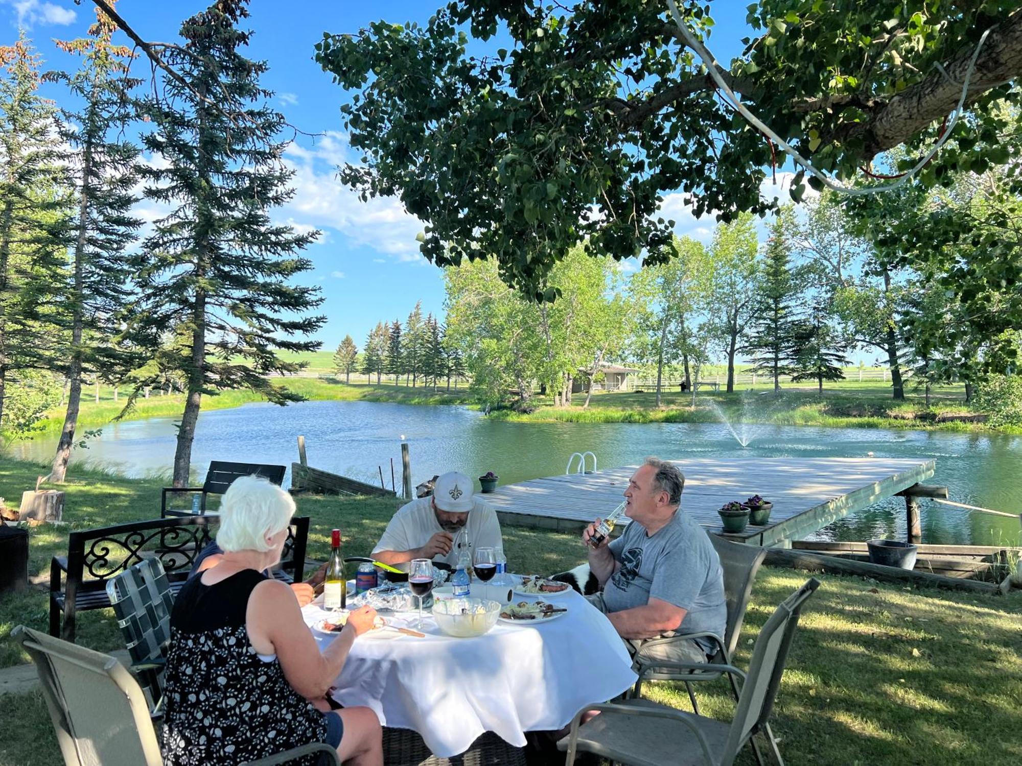 Rolling Hills Country Resort Bed And Breakfast Three Hills Extérieur photo